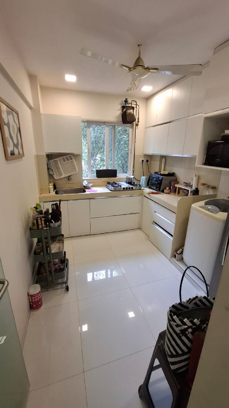 Kitchen, bandra west 1 Bedroom 550 Sq.Ft. Apartment In Bandra West Mumbai 8678412