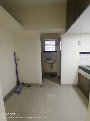 1 BHK Apartment For Rent in Shrinivas Tower, Lower Parel