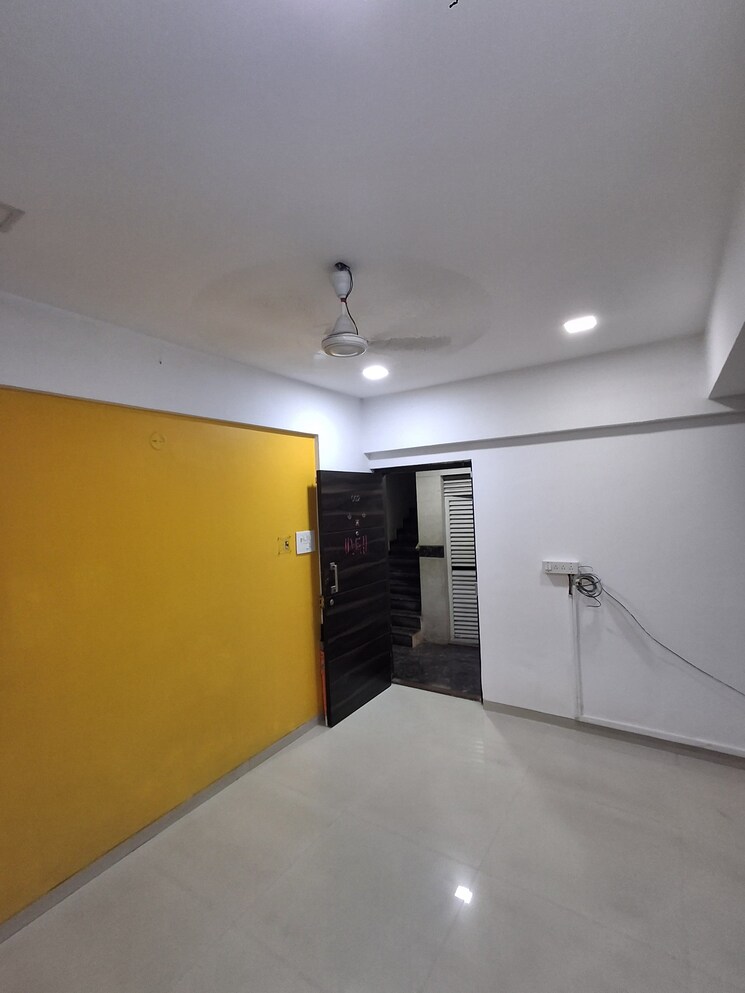 Room, hari-om-chs-kurla-west 1 Bedroom 400 Sq.Ft. Apartment In Kurla West Mumbai 8678499