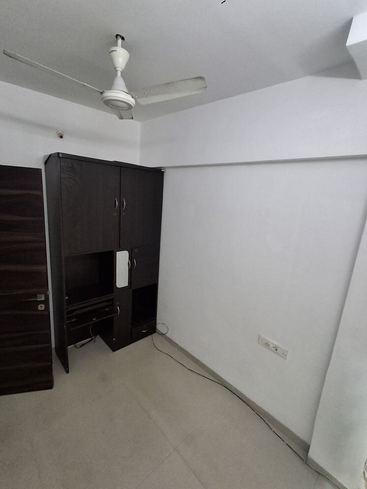 undefined, hari-om-chs-kurla-west 1 Bedroom 400 Sq.Ft. Apartment In Kurla West Mumbai 8678499