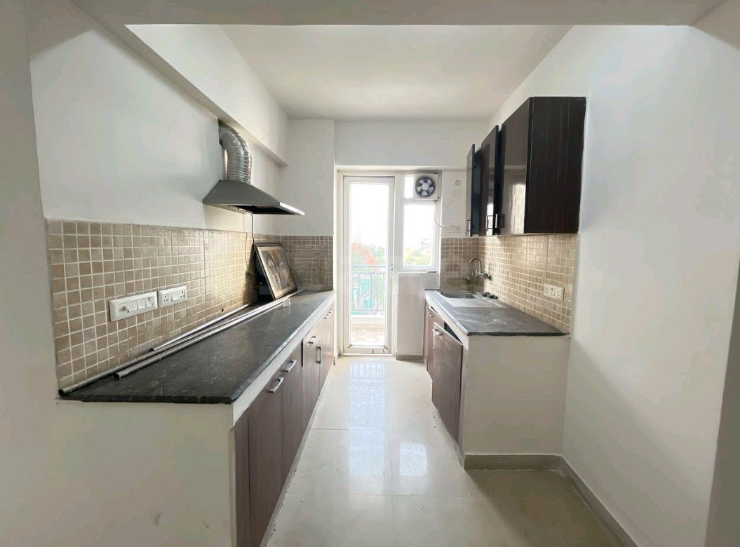3 BHK + Pooja Room Apartment For Sale in Sethi Max Royale