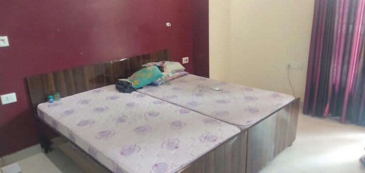 Bedroom, sector 27 2 Bedroom 1500 Sq.Ft. Builder Floor In Sector 27 Gurgaon 8678427