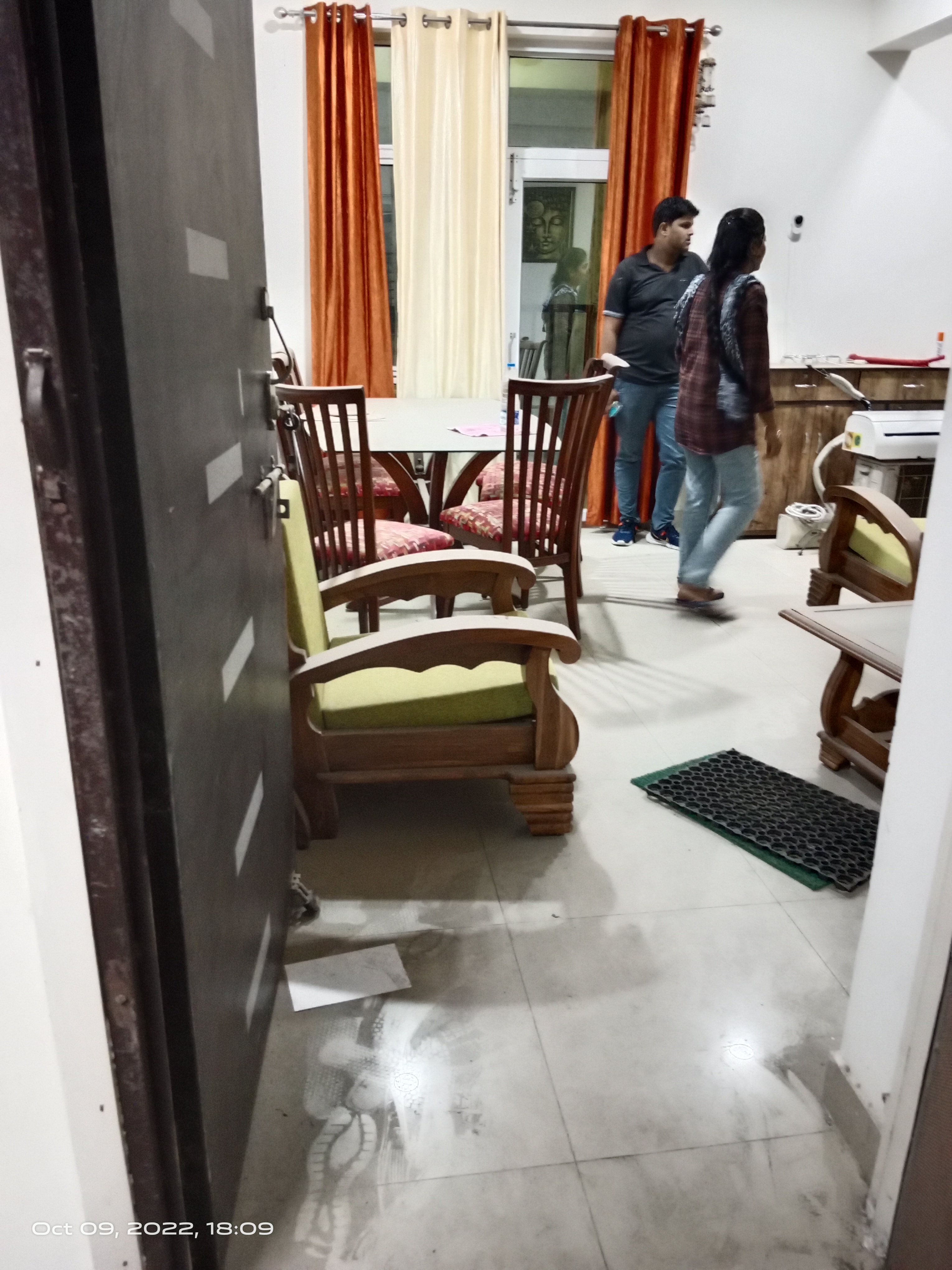 2.5 BHK + Study Room 1175 Sq.Ft. Apartment in Gaur City 6th Avenue