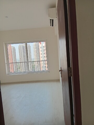 Room in 2 BHK Apartment at Shapoorji Pallonji Joyville Gurgaon, Sector 102 – for Rent