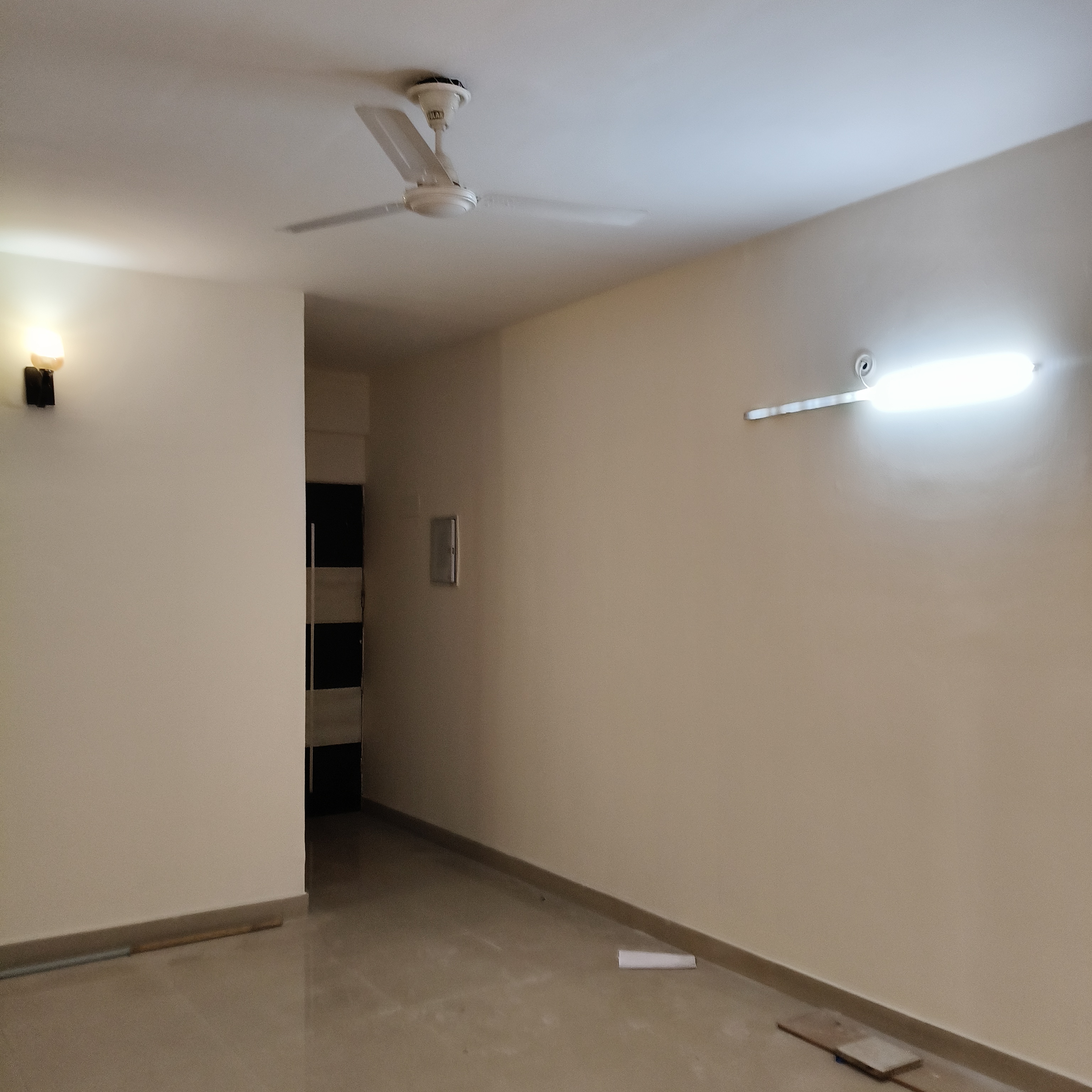 2 BHK Apartment For Rent in Suncity Avenue 102