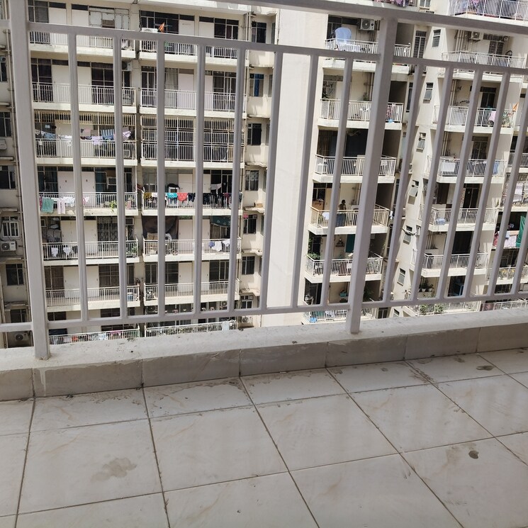 Balcony, suncity-avenue-102 2 Bedroom 518 Sq.Ft. Apartment In Sector 102 Gurgaon 8678714