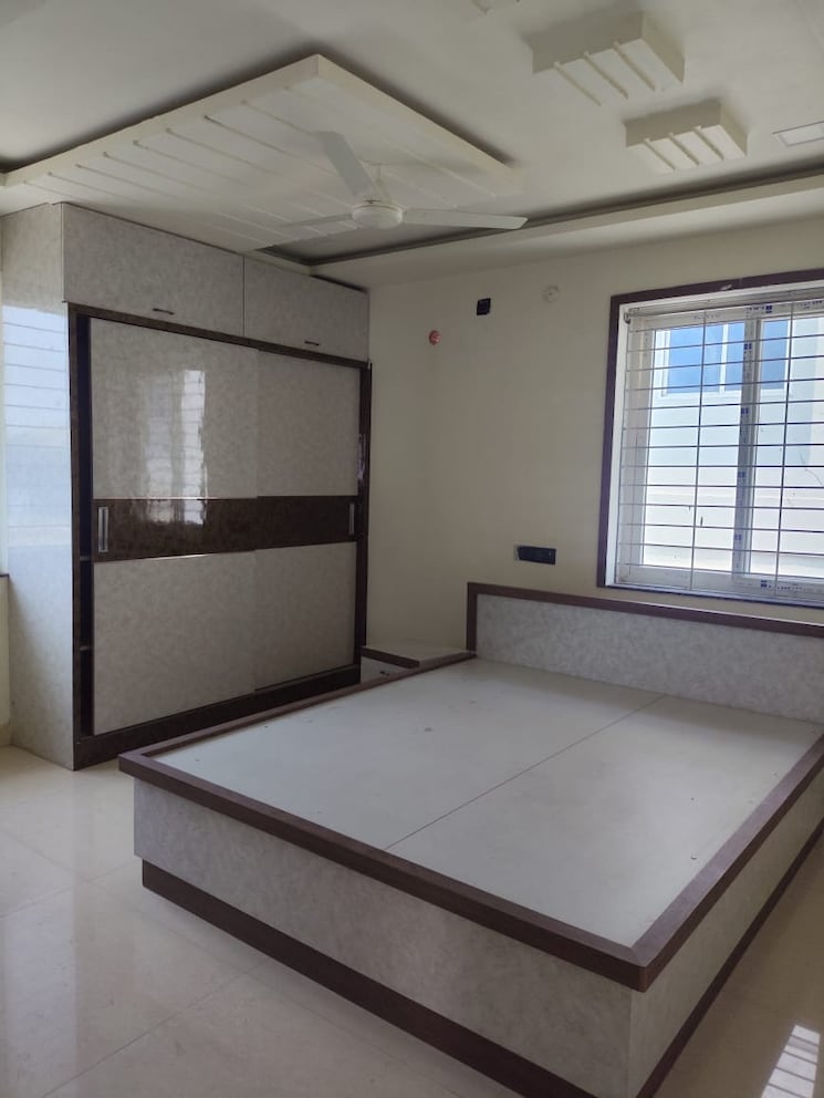 Room, jubilee hills 3 Bedroom 2200 Sq.Ft. Apartment In Jubilee Hills Hyderabad 8678690