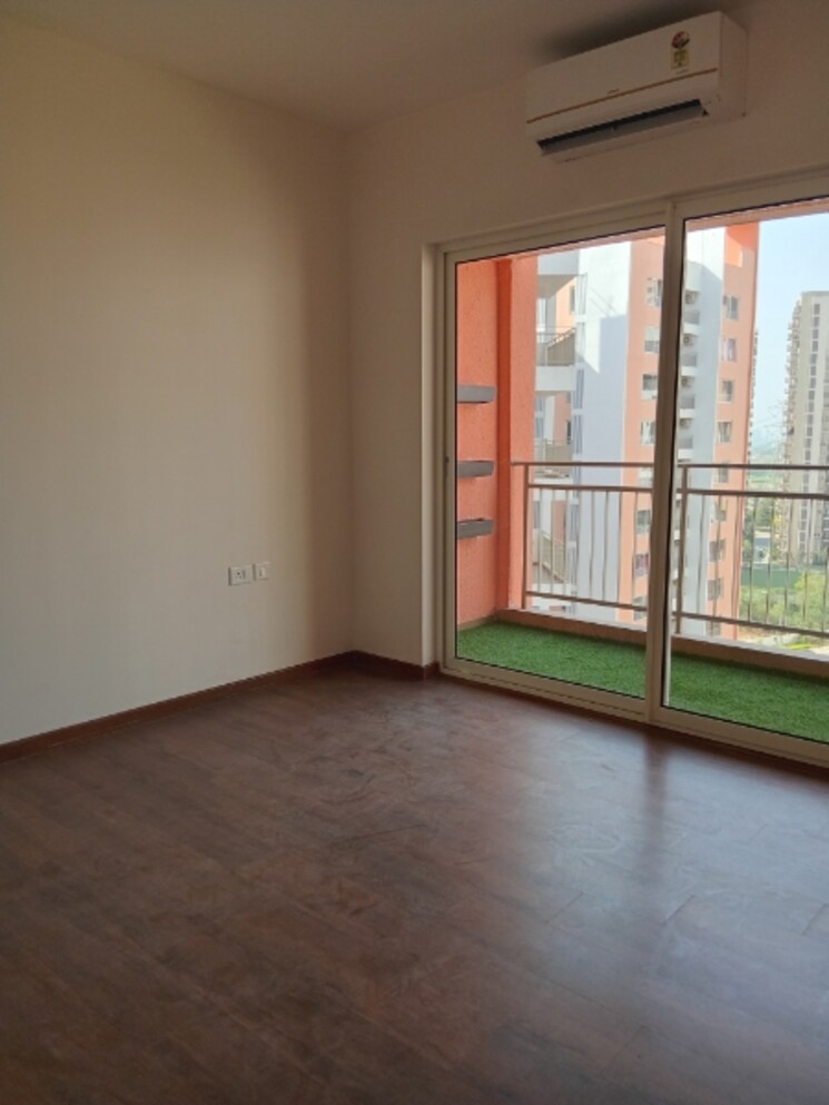 Room, shapoorji-pallonji-joyville-gurgaon 3 Bedroom 1692 Sq.Ft. Apartment In Sector 102 Gurgaon 8678921
