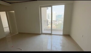 Room in 2.5 BHK Apartment at Signature Global Golf Greens, Sector 79 – for Sale