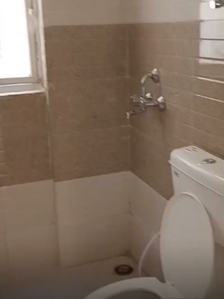 Bathroom, signature-global-golf-greens 2.5 Bedroom 638 Sq.Ft. Apartment In Sector 79 Gurgaon 8678808