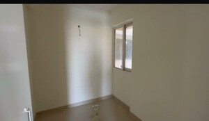 Room in 2.5 BHK Apartment at Signature Global Golf Greens, Sector 79 – for Sale