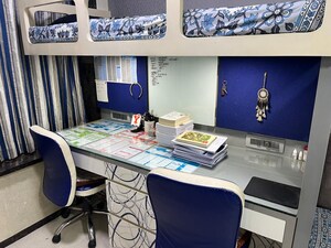 Study Room in 2 BHK Apartment at Cliff Tower, Andheri West – for Sale