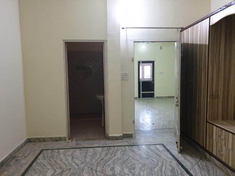 Room, kalwar road 3 Bedroom 1600 Sq.Ft. Villa In Kalwar Road Jaipur 8679010