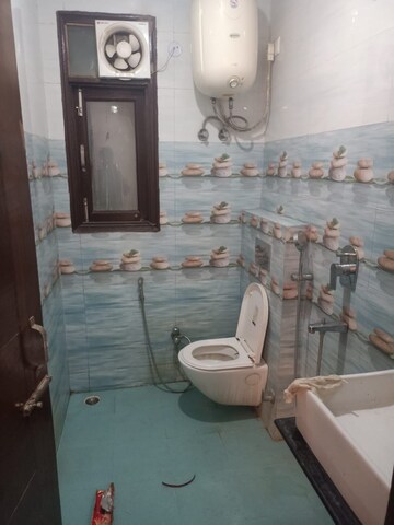 Attached Bathroom in 3 BHK Apartment at Vasant Kunj – for Rent