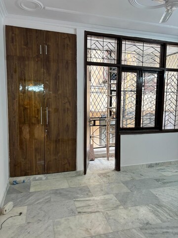 Room in 2 BHK Builder Floor at Malviya Nagar – for Rent