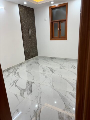2 BHK Builder Floor For Rent in Malviya Nagar
