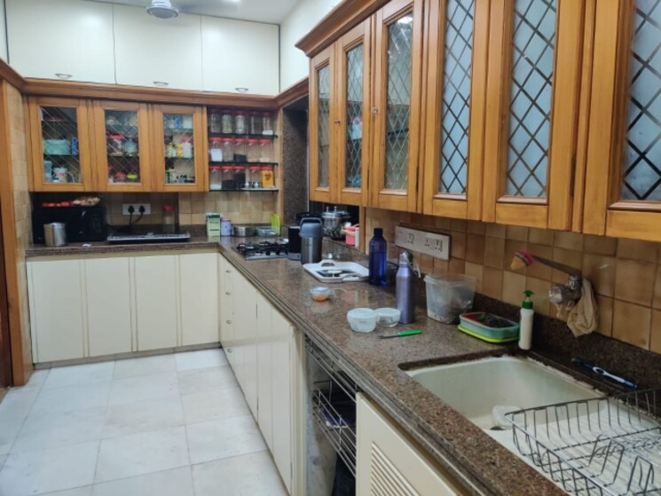 Kitchen, triveni-sangam 3 Bedroom 1700 Sq.Ft. Apartment In Peddar Road Mumbai 8679280