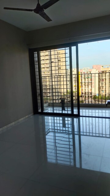 Room in 2 BHK Apartment at Proviso Heights, Ulwe Sector 17 – for Rent