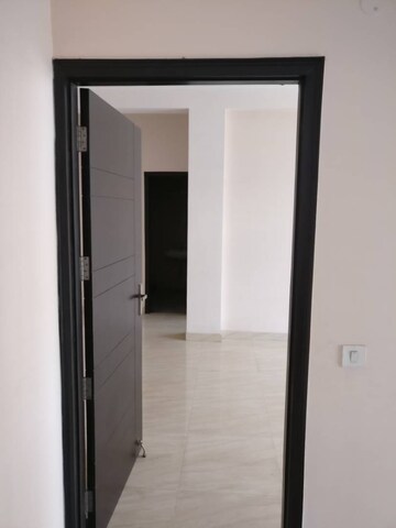 Room in 2 BHK Independent House at Sector 4 – for Rent