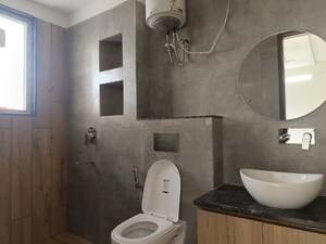 Bathroom in 3 BHK Builder Floor at SS Mayfield Gardens, Sector 51 – for Sale
