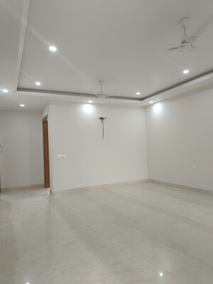 Living Room in 3 BHK Builder Floor at SS Mayfield Gardens, Sector 51 – for Sale