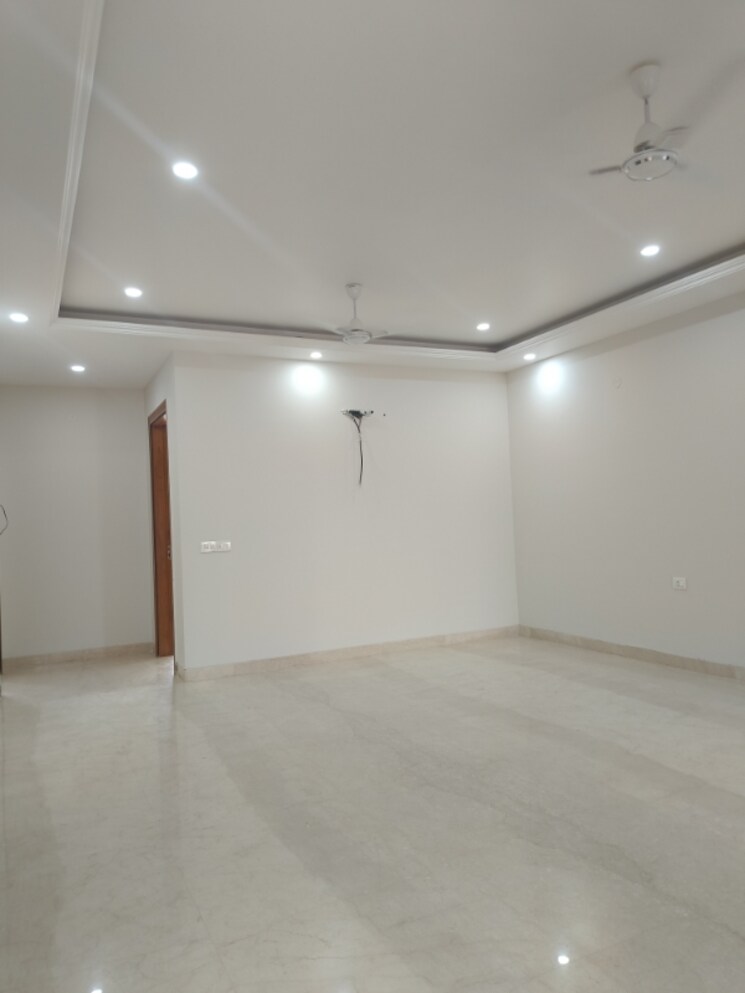 Living Room, ss-mayfield-gardens 3 Bedroom 1750 Sq.Ft. Builder Floor In Sector 51 Gurgaon 8679388