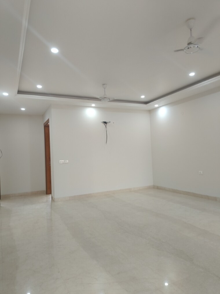 Living Room, ss-mayfield-gardens 3 Bedroom 1750 Sq.Ft. Builder Floor In Sector 51 Gurgaon 8679388