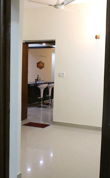 Room in 3 BHK Apartment at Ardee City Palm Grove Heights, Sector 52 – for Rent