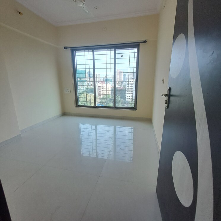 Room, dgs-sheetal-om-jay-aradhana 2 Bedroom 578 Sq.Ft. Apartment In Malad West Mumbai 8679442