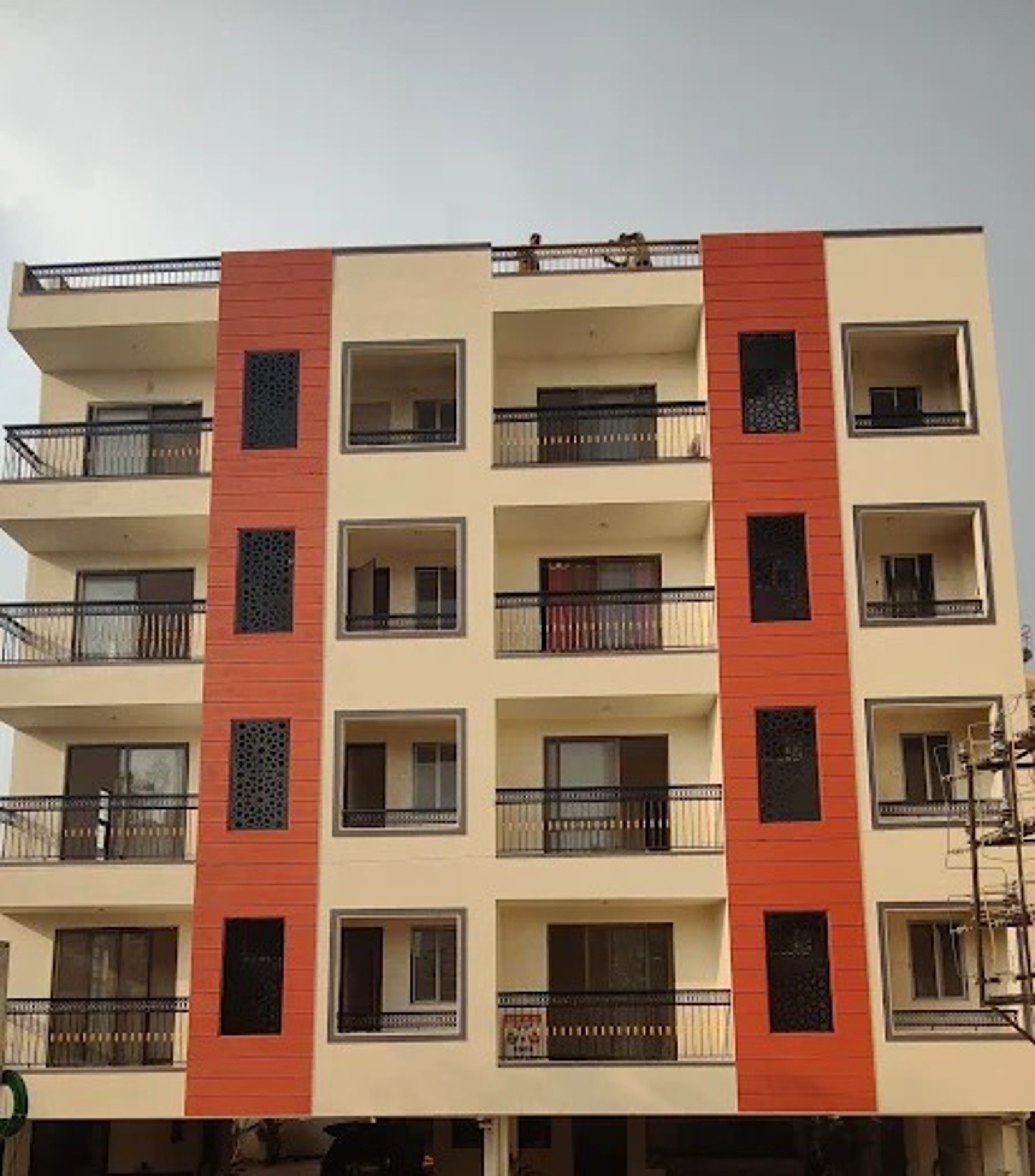 2 BHK + Pooja Room Builder Floor For Rent in OMBR Layout
