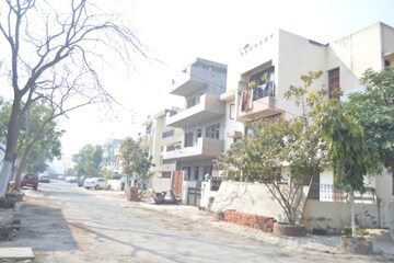 2 BHK Independent House For Rent in Sector 4