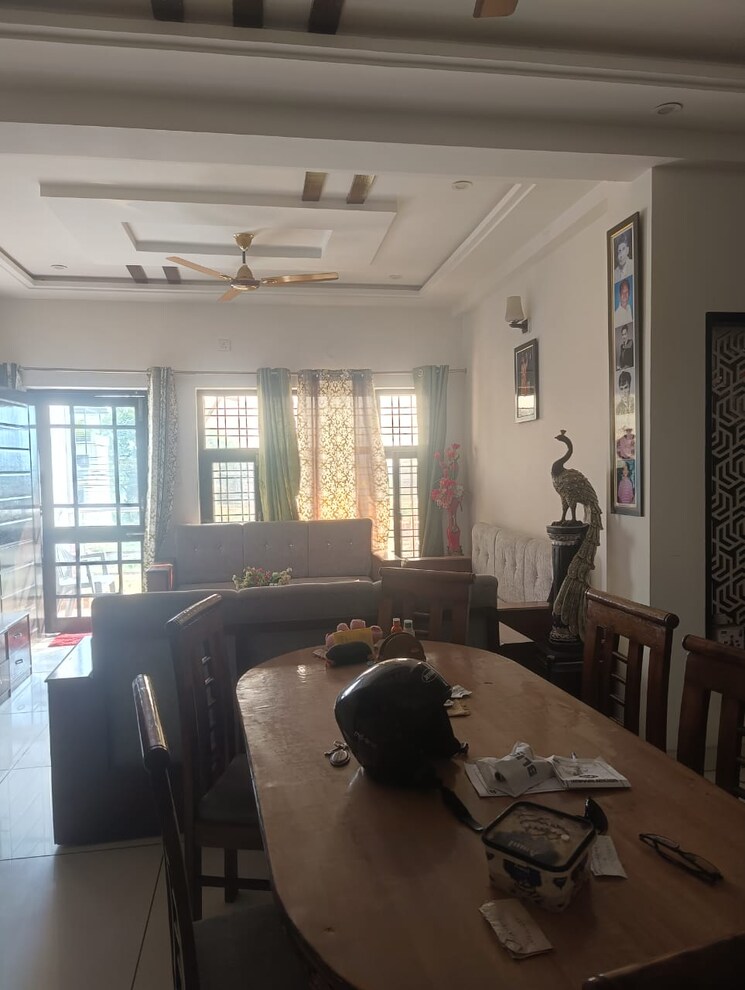 Living Room, sector 108 3 Bedroom 1900 Sq.Ft. Apartment In Sector 108 Gurgaon 8679511