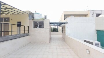 Kitchen in 4 BHK Independent House at SS Aaron Ville, Sector 48 – for Sale