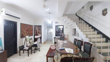 Team Area in 4 BHK Independent House at SS Aaron Ville, Sector 48 – for Sale