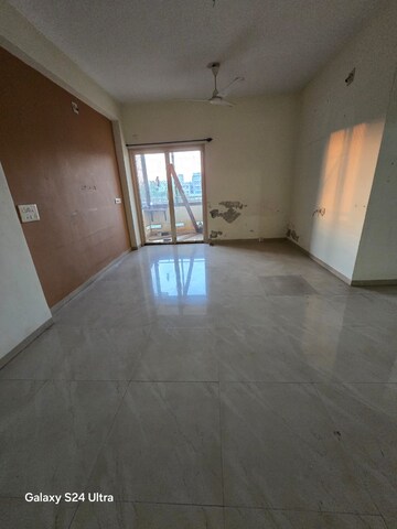 Building Lobby in 3 BHK Apartment at New Sama Road – for Rent