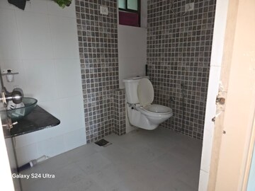 Bathroom in 3 BHK Apartment at New Sama Road – for Rent