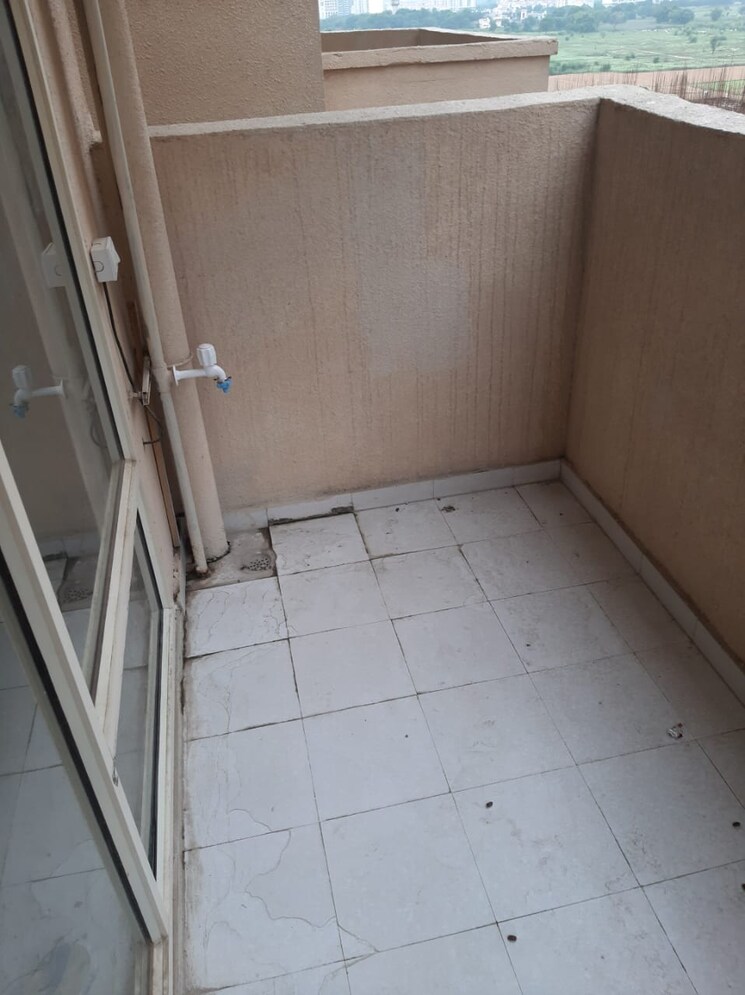 Balcony, pyramid-urban-homes-2 2 Bedroom 616 Sq.Ft. Apartment In Sector 86 Gurgaon 8679713