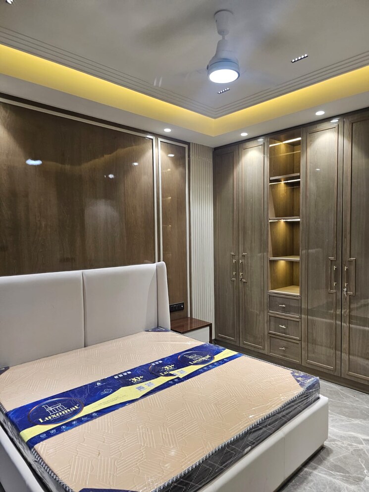 Bedroom, shanti vihar 3 Bedroom 1633 Sq.Ft. Builder Floor In Shanti Vihar Delhi 8679793