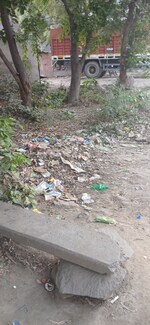 97 Sq.Yd. Plot in Mansarovar Park Extension 2