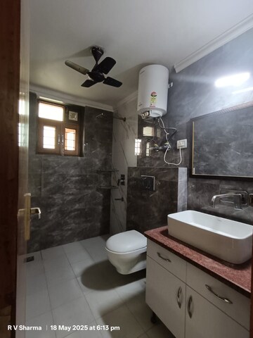 Bathroom in 3 BHK Builder Floor at Sector 23 – for Rent