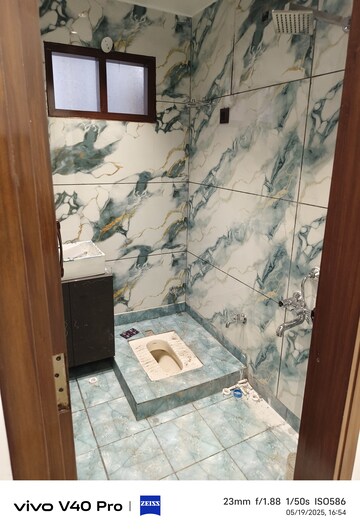 Attached Bathroom in 3.5 BHK Builder Floor at Laxmi Nagar – for Sale