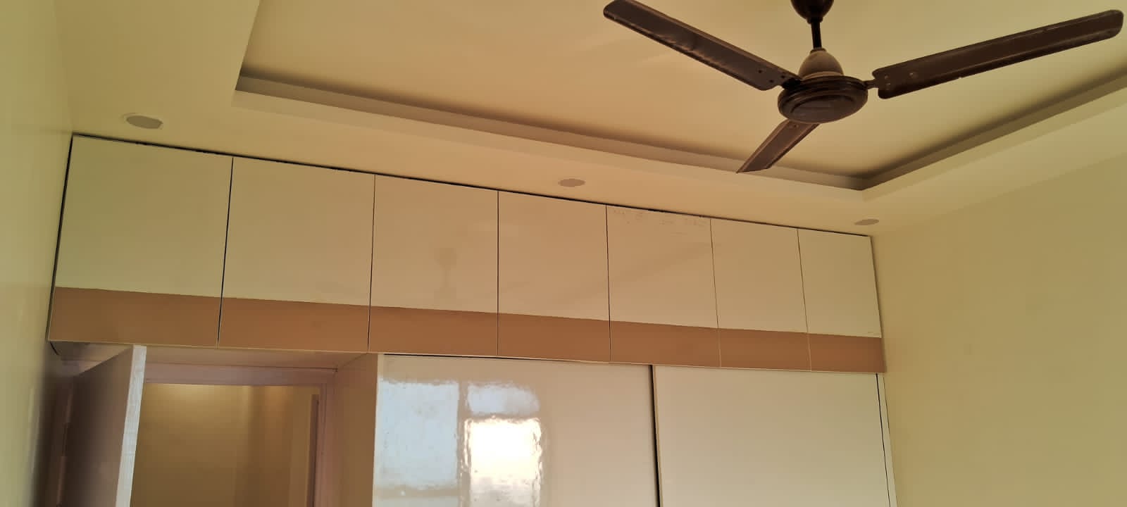 2 BHK Apartment For Sale in Pyramid Square 67A