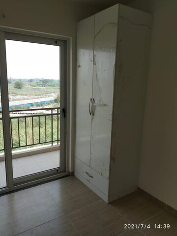 3 BHK Apartment For Rent in Sushma Valencia, International Airport Road
