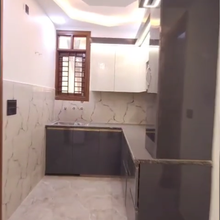 Kitchen, sector 15 dwarka 4 Bedroom 120 Sq.Yd. Builder Floor In Sector 15 Dwarka Delhi 8680044