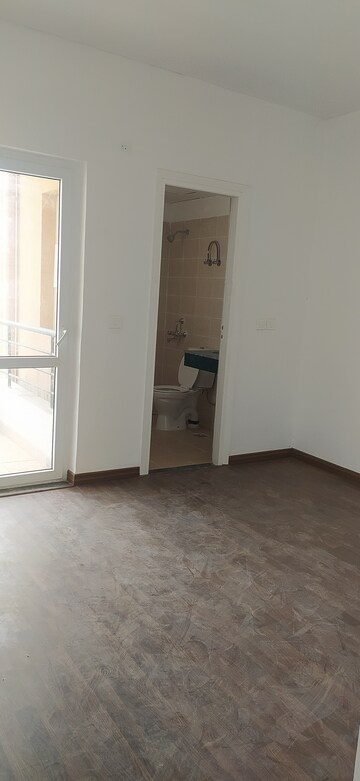 3 BHK Builder Floor For Sale in Sector 81