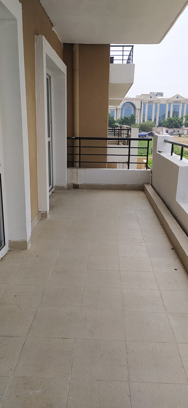 Balcony, sector 81 3 Bedroom 275 Sq.Yd. Builder Floor In Sector 81 Faridabad 8680160