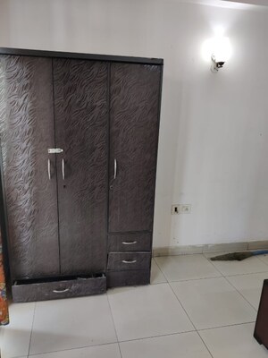 Furnished Amenities in 3.5 BHK Apartment at Prateek Laurel, Sector 120 – for Sale