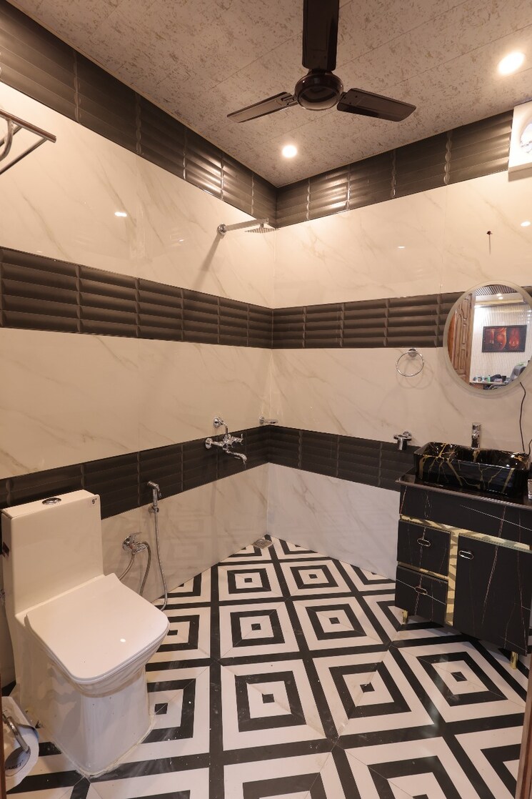 Exterior View, ss-sainik-farms  1008 Sq.Yd. Plot In Sector 150 Noida 8680409