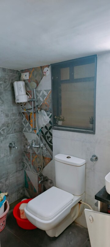 Bathroom in 2 BHK Builder Floor at Dahisar East – for Rent
