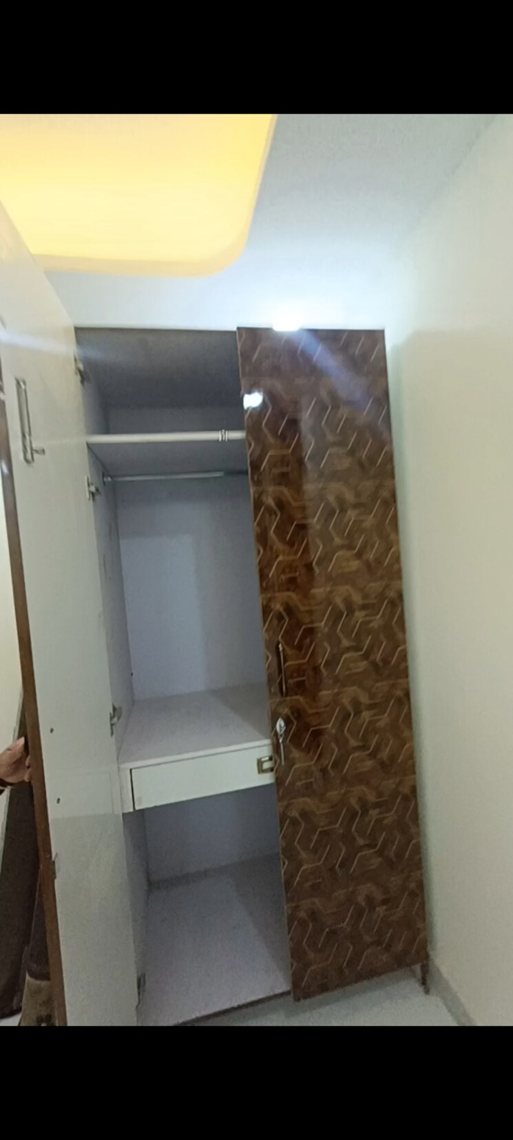 undefined, panchsheel vihar 3 Bedroom 120 Sq.Yd. Builder Floor In Panchsheel Vihar Delhi 8680574